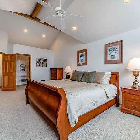 Ocean Magic Villa Голд Бийч Екстериор снимка
