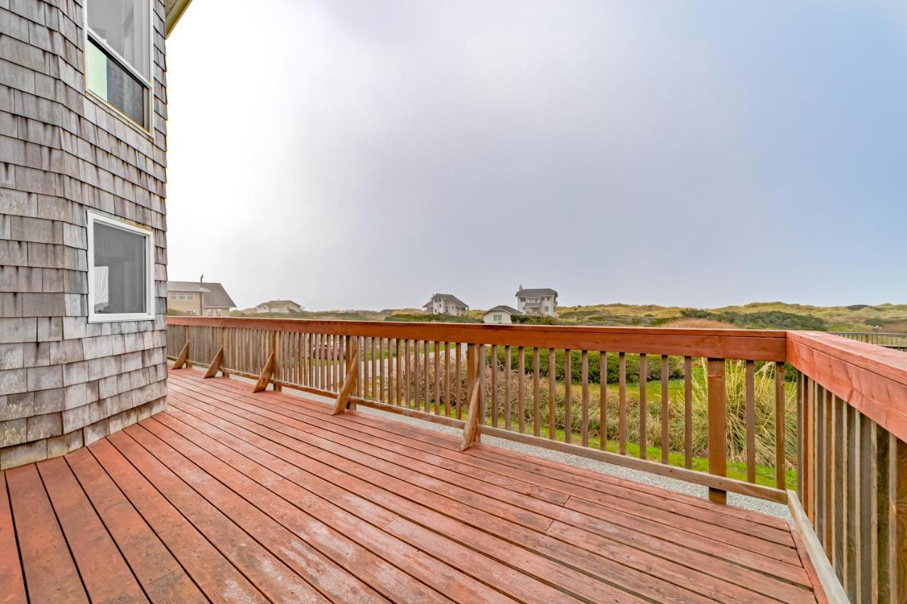 Ocean Magic Villa Голд Бийч Екстериор снимка